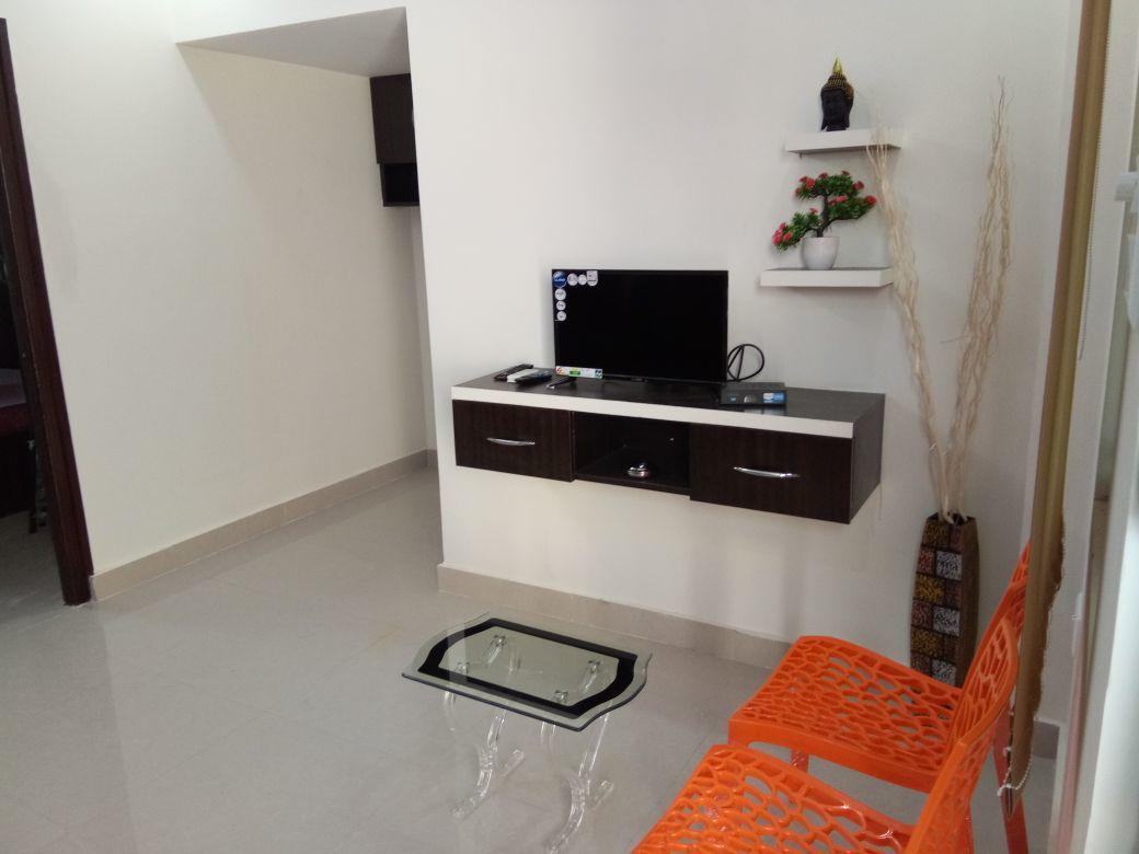 Apartment Royal Suites Service 1bhk Near Aig Hospital Gachibowli