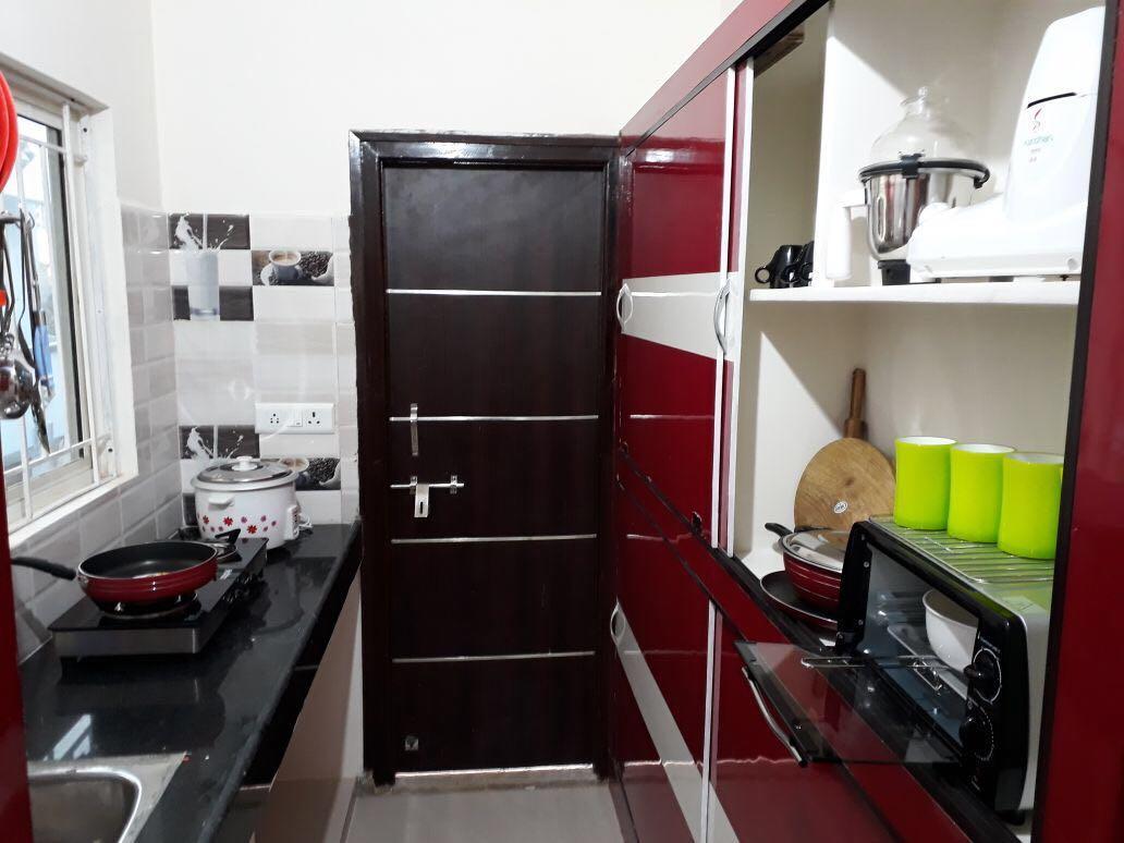 Royal Suites Service 1bhk Near Aig Hospital Gachibowli Hyderabad